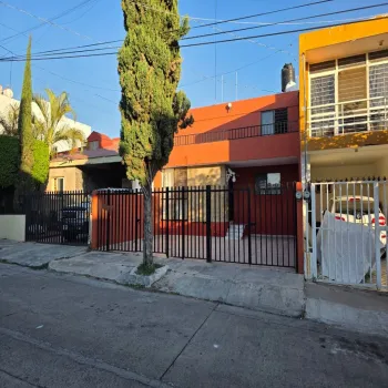 Casa En Renta,Independencia Oriente,Montes Urales 1338, Guadalajara, Jalisco 44340, 4 Habitaciones,3 Baños,Montes Urales,1,pdS6HXT