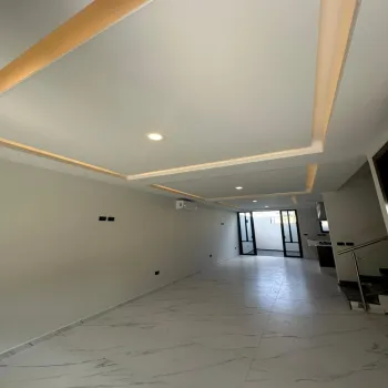 Casa En Venta,Real de Valdepeñas,Talavera Pte. 3363 45, Zapopan, Jalisco 45130, 4 Habitaciones,3 Baños,BOREALES 2,Talavera Pte.,3,723273