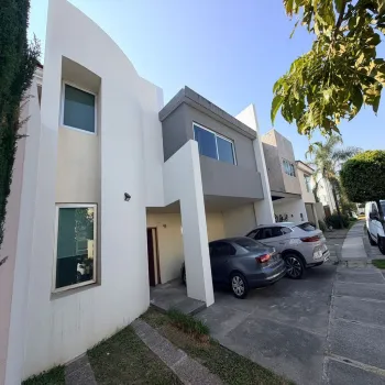 Casa En Venta,Vallarta Universidad,Avenida Juan Palomar y Arias S/N, Zapopan, Jalisco 45110, 3 Habitaciones,4 Baños,Avenida Juan Palomar y Arias,2,pTExqIk