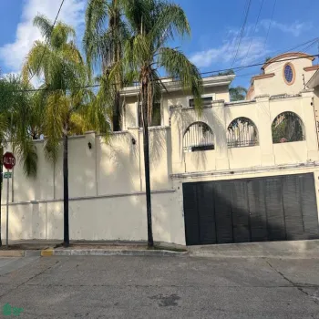 Casa En Venta,Altamira,Avenida Romanos 367, Zapopan, Jalisco 45160, 5 Habitaciones,4 Baños,Avenida Romanos,2,MX251054124