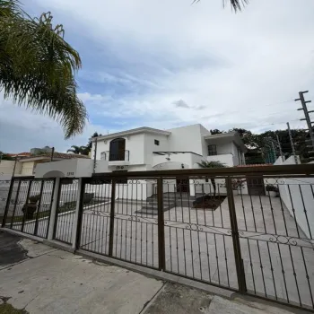 Casa En Venta,Ciudad Bugambilias,Circuito del Lince Oriente S/N, Zapopan, Jalisco 45237, 4 Habitaciones,5 Baños,Circuito del Lince Oriente,1,pQFzCsR