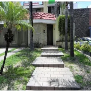 Casa En Venta,Jardines del Sol,Avenida Moctezuma 4618, Zapopan, Jalisco 45050, 4 Habitaciones,6 Baños,Avenida Moctezuma,1,pcoTPYu