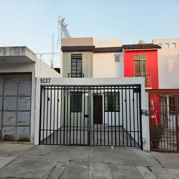 Casa En Venta,Balcones de Santa María,Cerrada Santa Maria 5137, San Pedro Tlaquepaque, Jalisco 45606, 3 Habitaciones,2 Baños,Cerrada Santa Maria,1,pZiVBtt
