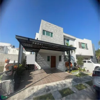 Casa En Renta,Jardín Real,Avenida Valle de Atemajac 2900, Zapopan, Jalisco 45136, 4 Habitaciones,4 Baños,Avenida Valle de Atemajac,MX261068126