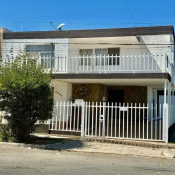 Casa En Venta,Revolución,Calle Batalla de Celaya S/N, San Pedro Tlaquepaque, Jalisco 45580, 4 Habitaciones,2 Baños,Calle Batalla de Celaya,2,pg16wEQ