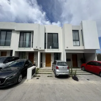 Casa En Renta,Real de Valdepeñas,Paseo de las Misiones 1585, Zapopan, Jalisco 45134, 3 Habitaciones,3 Baños,Paseo de las Misiones,3,p4CNxFm