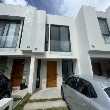 Casa En Renta,Real de Valdepeñas,Paseo de las Misiones 1585, Zapopan, Jalisco 45134, 3 Habitaciones,3 Baños,Paseo de las Misiones,3,p4CNxFm