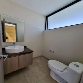 Casa En Venta,Casa fuerte,Avenida Casa Fuerte 126 60, Tlajomulco de Zúñiga, Jalisco 45645, 3 Habitaciones,3 Baños,Avenida Casa Fuerte,2,ppyiM0i