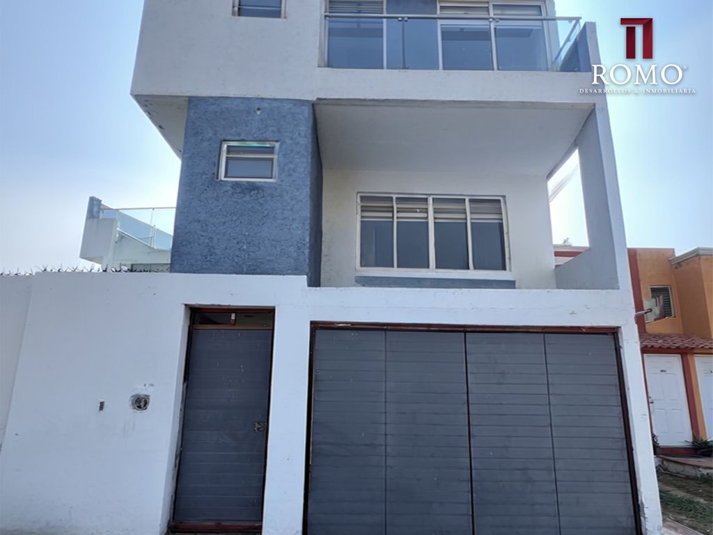 Fraccionamiento Real del Valle Grecia 5 Habitaciones