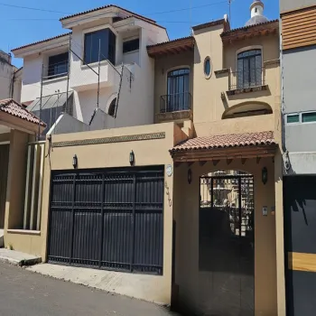 Casa En Venta,Villa Universitaria ,Paseo de Los Robles 4310, Zapopan, Jalisco 45110, 4 Habitaciones,5 Baños,Paseo de Los Robles,3,p2Sk6sZ