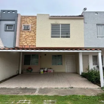 Casa En Venta,Parques Santa Cruz Del Valle,San Camilo 2898, San Pedro Tlaquepaque, Jalisco 45615, 3 Habitaciones,2 Baños,San Camilo,2,pl7VNDM