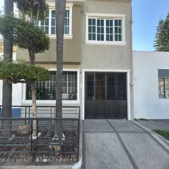 Casa En Renta,Mezquitan Country,Calle Ghilardi 1157, Guadalajara, Jalisco 44260, 5 Habitaciones,3 Baños,Calle Ghilardi,1,pYEIbPd