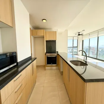 Departamento En Venta,Arcos Vallarta,Calle Manuel López Cotilla 2128, Guadalajara, Jalisco 44130, 3 Habitaciones,2 Baños,Calle Manuel López Cotilla,1,pLX0oXq