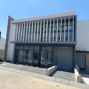 Bodega En Renta,Carretera a San Isidro Mazatepec 4978, Tlajomulco de Zúñiga, Jalisco 45640,5 Baños,Carretera a San Isidro Mazatepec,1,ppc1Iot