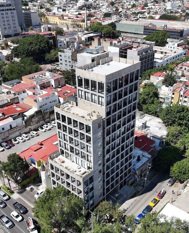 Americana Avenida Miguel Hidalgo y Costilla 1 Cuarto