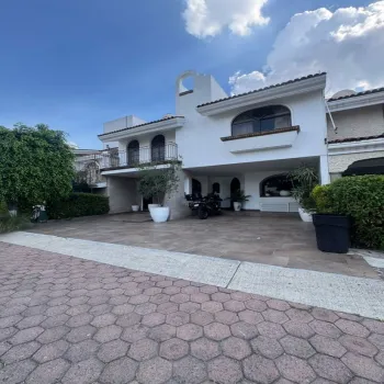 Casa En Venta,Parque de la Castellana,Central 1081, Zapopan, Jalisco 45117, 3 Habitaciones,3 Baños,Central,1,pmf7fQO
