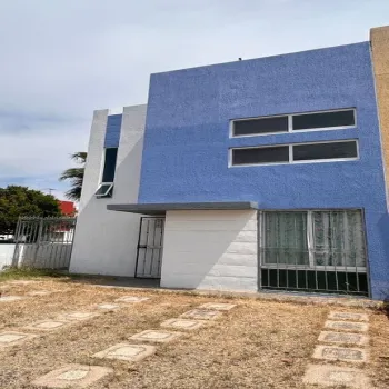 Casa En Venta,Fraccionamiento Real Banus,Avenida Real Banús S/N 55, Tlajomulco de Zúñiga, Jalisco 45640, 3 Habitaciones,1 Baño,Avenida Real Banús,2,pFAEDMX