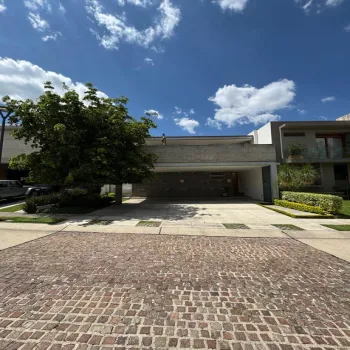 Casa En Venta,Puerta Plata,Puerta de la Plata S/N, Zapopan, Jalisco 45110, 4 Habitaciones,5 Baños,Puerta de la Plata,1,pB15cIA