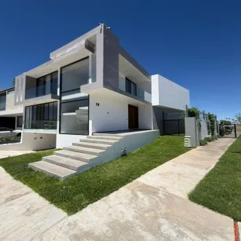 Casa En Venta,Valle del Imperio Galo S/N, Zapopan, Jalisco 45134, 4 Habitaciones,4 Baños,Valle del Imperio Galo,1,paBWdYE