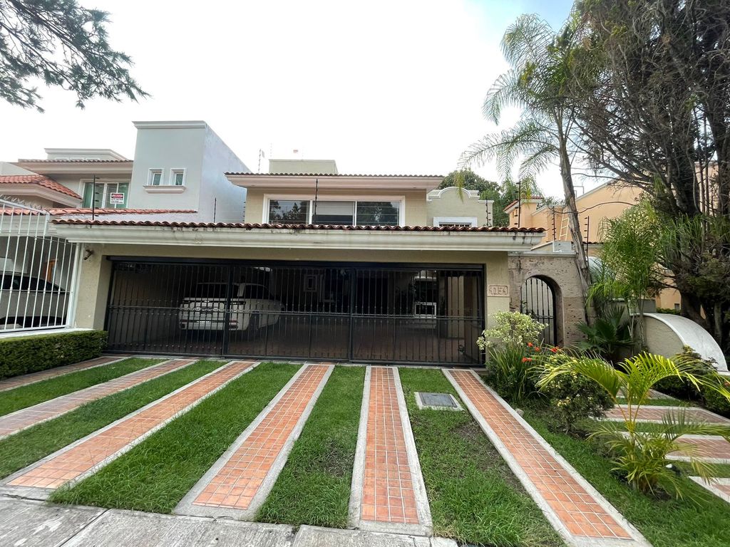 Bugambilias AV DEL RENO PONIENTE 3 Habitaciones
