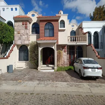 Casa En Renta,Santa Ana Tepetitlán,Callejon del Iris 95 13, Zapopan, Jalisco 45239, 3 Habitaciones,4 Baños,Callejon del Iris ,2,p1TI1yi