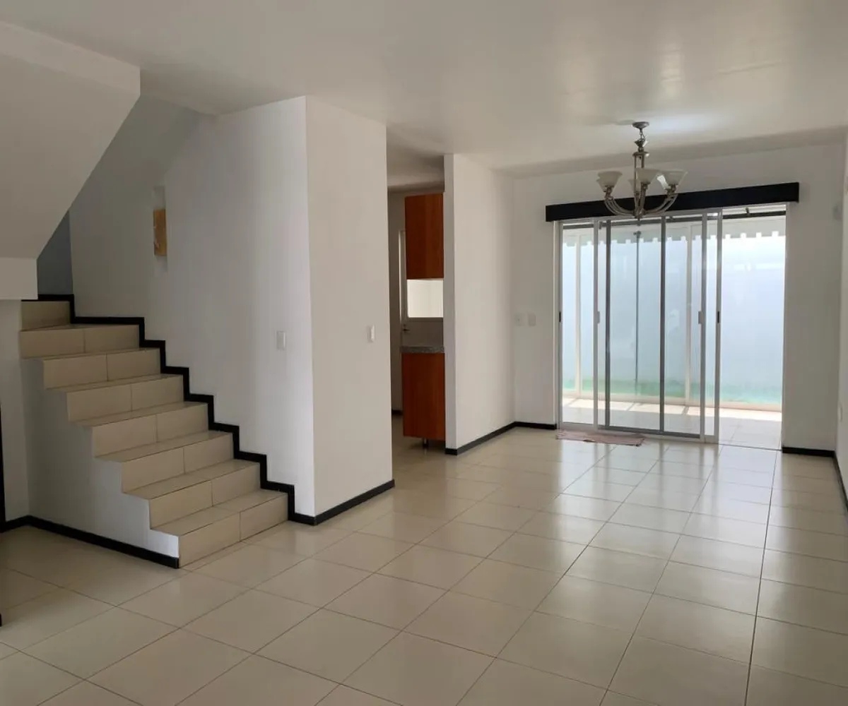 Casa En Venta,Altavista Residencial,Avenida Altavista Pte 450 133, Zapopan, Jalisco 45133, 3 Habitaciones,2 Baños,Avenida Altavista Pte,2,pRaariV