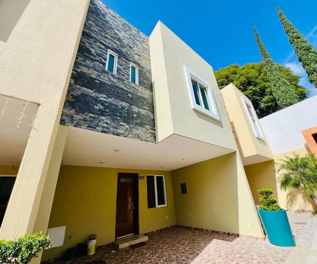 Casa En Venta,Las Varitas,Camino a las Varitas 232, Tlajomulco de Zúñiga, Jalisco 45645, 3 Habitaciones,2 Baños,Camino a las Varitas ,2,pSGAwqj