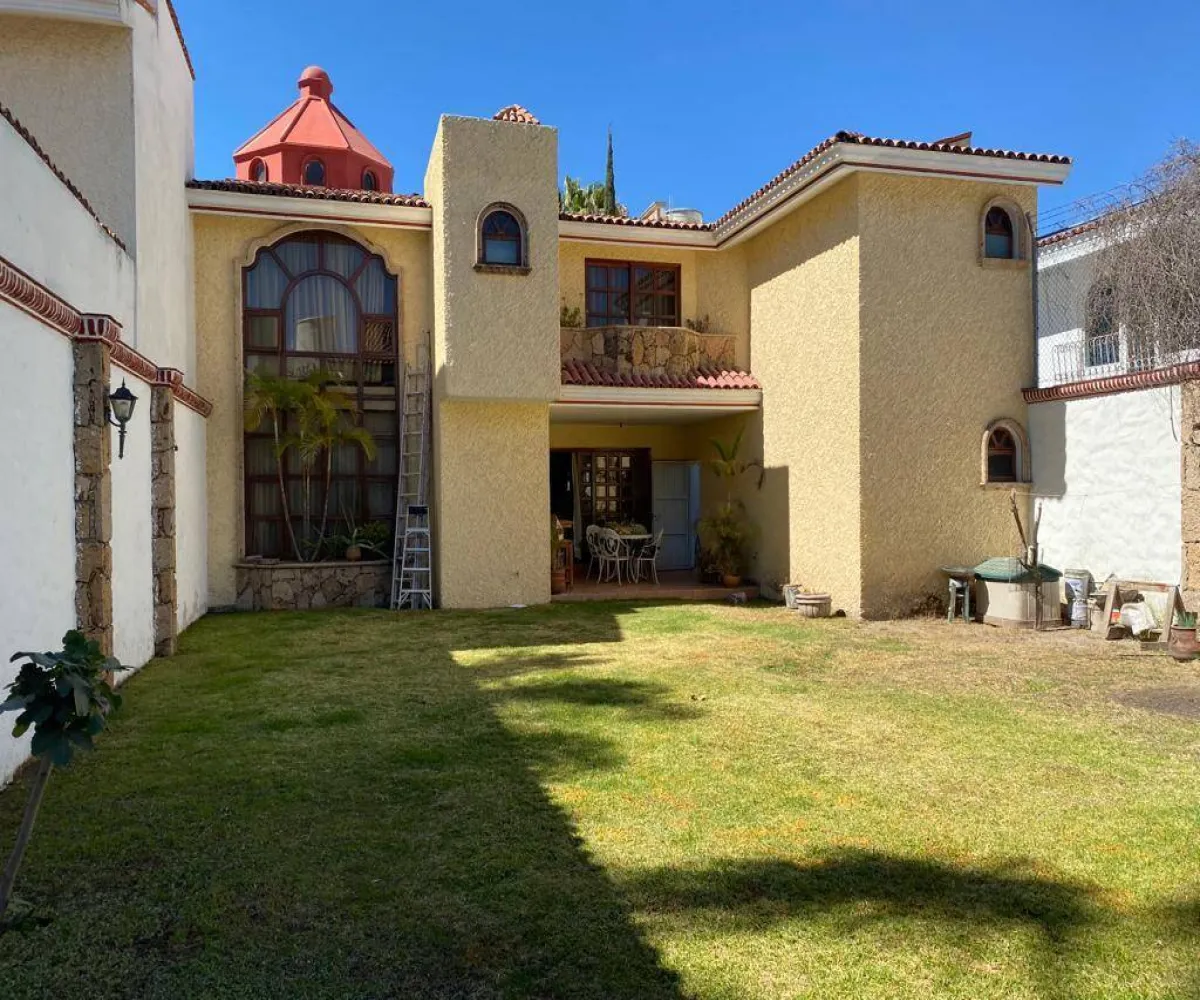 Casa En Venta,Bugambilias,Avenida De Los Leones 350, Zapopan, Jalisco 45238, 4 Habitaciones,3 Baños,Avenida De Los Leones,3,231822