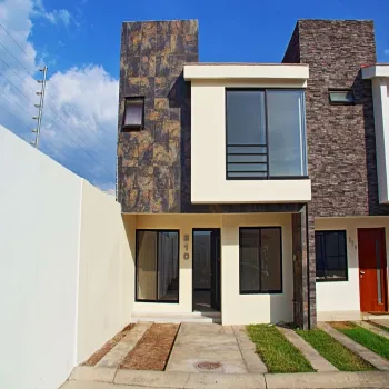 Casa En Venta,San Agustín,Camino Real A Colima 3017, Tlajomulco de Zúñiga, Jalisco 45645, 4 Habitaciones,2 Baños,Camino Real A Colima,2,pCkG7uI