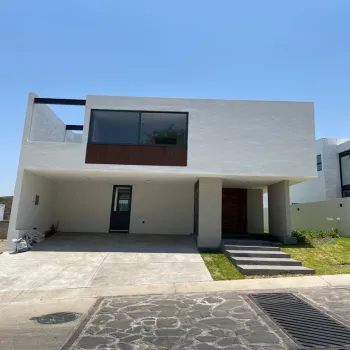 Casa En Venta,Los Robles,paseo de Los RoblesAMADO NERVO 188 298, Zapopan, Jalisco, 3 Habitaciones,3 Baños,paseo de Los RoblesAMADO NERVO,3,pSVRUsV