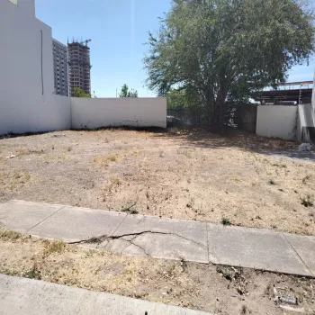 Terreno En Venta,Punto Sur,AVENIDA ALAMEDA 6036 02, Tlajomulco de Zúñiga, Jalisco 45645,AVENIDA ALAMEDA,1,pHHnMD5