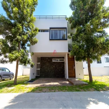 Casa En Venta,Fraccionamiento Solares,Privanza Coto Terma 108, Zapopan, Jalisco 45019, 3 Habitaciones,4 Baños,Privanza Coto Terma,647347