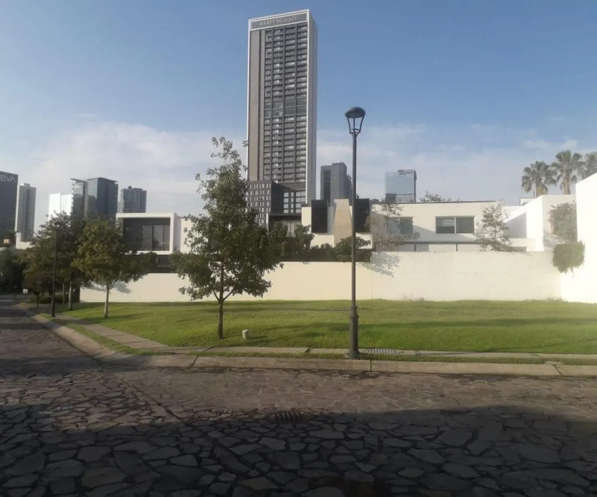 Terreno En Venta,Puerta de Hierro,Avenida Acueducto 5555 Lote 50, Zapopan, Jalisco 45116,Avenida Acueducto,1,puXe9eF