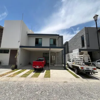 Casa En Venta,Bugambilias,AV LOREZO BARCELATA 510 2, Zapopan, Jalisco 45239, 3 Habitaciones,4 Baños,AV LOREZO BARCELATA,2,psroxoI