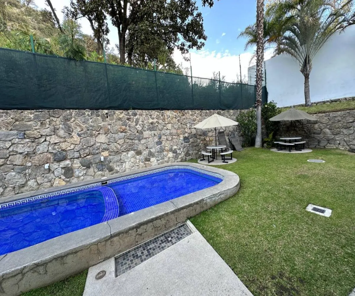 Casa En Venta,Bugambilias,AV. GUADALUPE 2110-10, Zapopan, Jalisco 45238, 3 Habitaciones,2 Baños,AV. GUADALUPE,2,666432