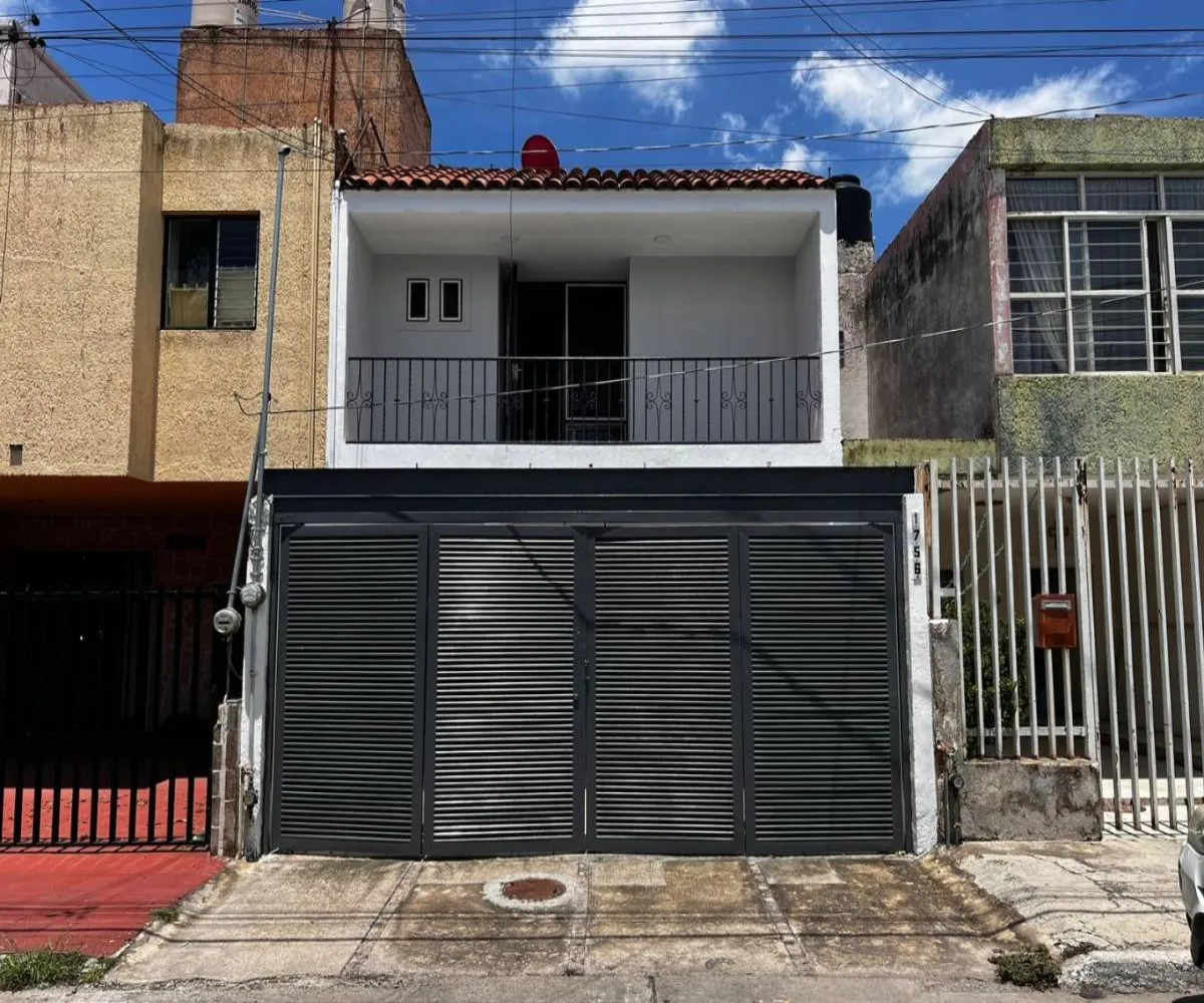 Casa En Venta,Colonial Independencia Poniente,samuel ramos 1756, Guadalajara, Jalisco 44258, 3 Habitaciones,3 Baños,samuel ramos,2,666454