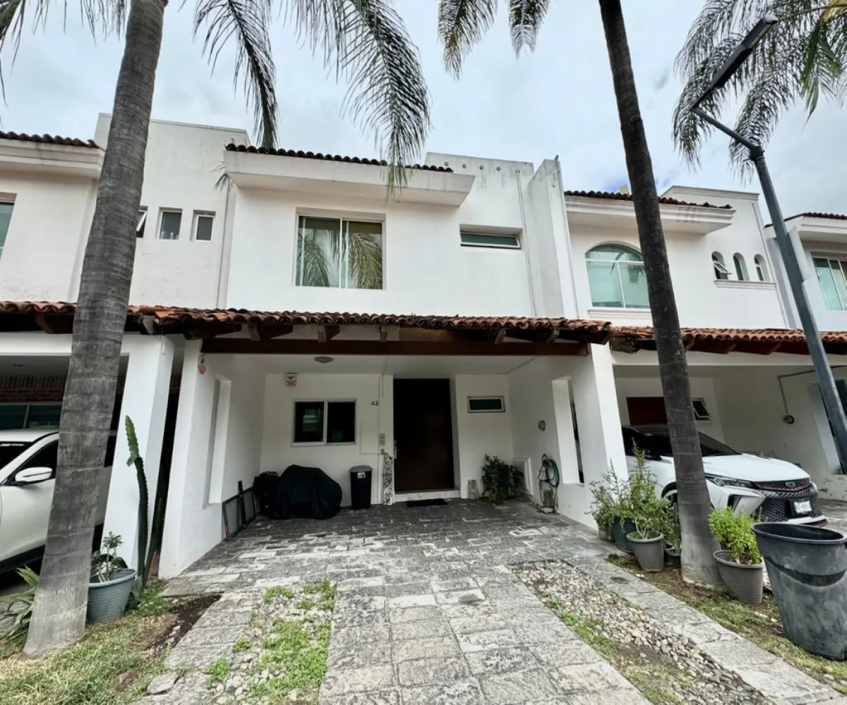 Casa En Venta,Parque de La Castellana,Av. Naciones Unidas 6361 43, Zapopan, Jalisco 45117, 3 Habitaciones,3 Baños,Av. Naciones Unidas ,2,pI0VZ4y