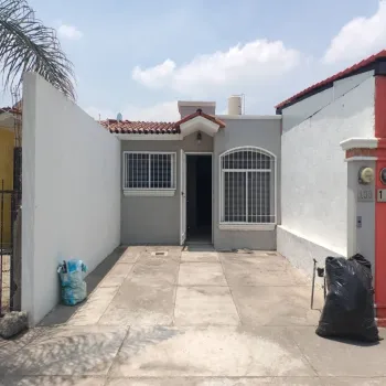 Casa En Venta,Villa Fontana,Fuente Hermana Agua 138, Tlaquepaque, Jalisco 45615, 2 Habitaciones,1 Baño,Fuente Hermana Agua,1,669438