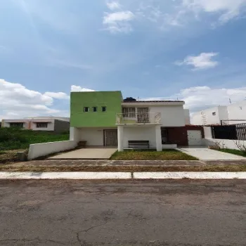 Casa En Venta,Campo Sur,PRIVADA SERGIO LUGO 1021, Tlajomulco De Zúñiga, Jalisco 45656, 3 Habitaciones,3 Baños,PRIVADA SERGIO LUGO,2,676062