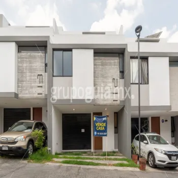 Casa En Venta,Real de Valdepeñas,Av Federalistas 4345 112, Zapopan, Jalisco 45140, 4 Habitaciones,3 Baños,Av Federalistas ,3,pptaacz