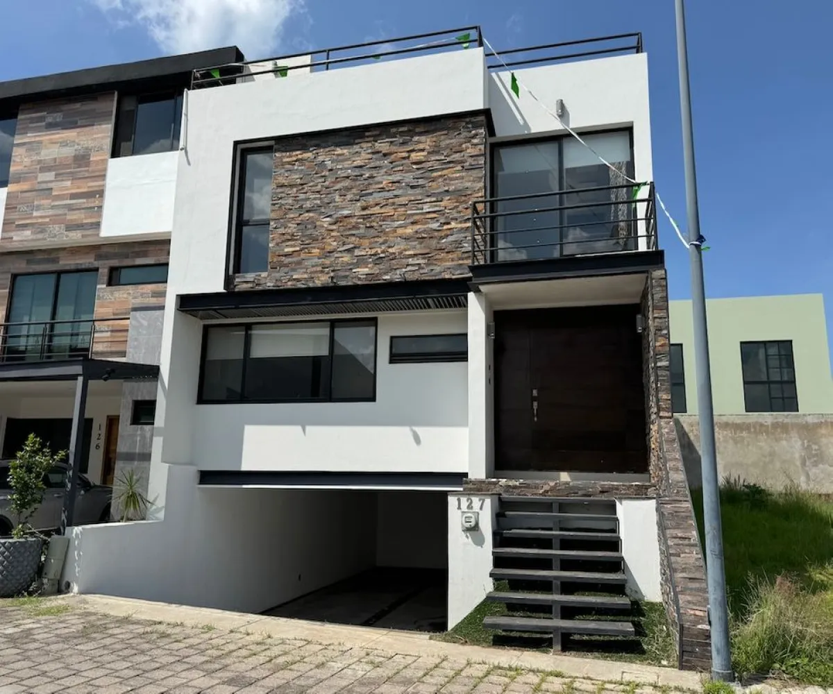 Casa En Venta,Argenta Parque Residencial,Prolongación Río Blanco 1900 27, Zapopan, Jalisco 45180, 4 Habitaciones,4 Baños,Prolongación Río Blanco,3,p9T220q