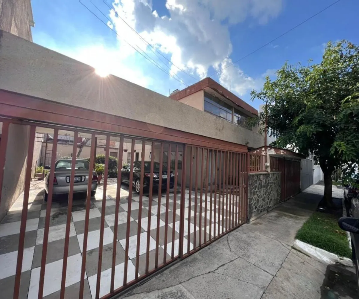 Casa En Venta,Arcos Vallarta,Joaquín Arrieta 3, Guadalajara, Jalisco 44130, 3 Habitaciones,2 Baños,Joaquín Arrieta,1,pZ3Nzr0