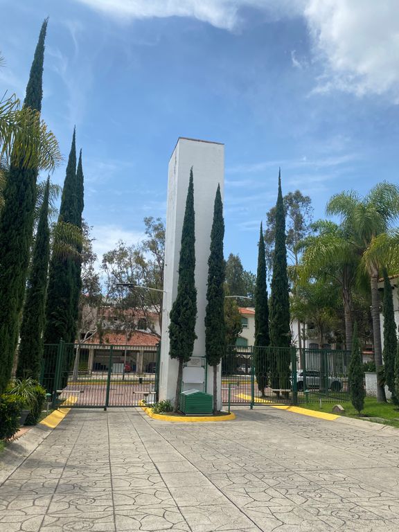 Ciudad Bugambilia Avenida del Bufalo