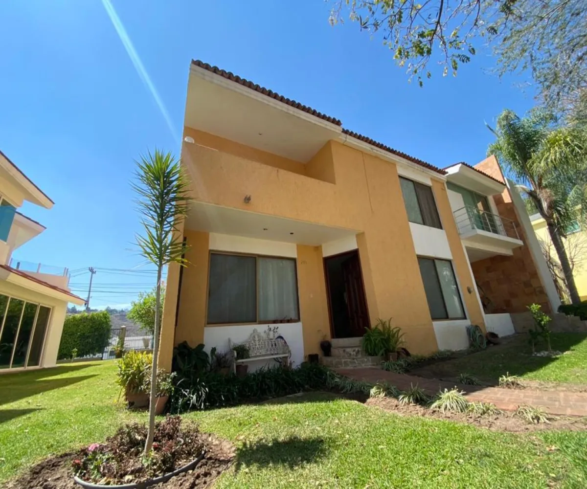 Casa En Venta,Bosques de San Isidro (Las Cañadas),Av Bosques de San Isidro 176 201, Zapopan, Jalisco 45133, 3 Habitaciones,2 Baños,Av Bosques de San Isidro,2,pzY0Iwo