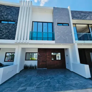 Casa En Venta,La Cima,Av de la mancha 193 S/N, Zapopan, Jalisco 45130, 4 Habitaciones,5 Baños,Av de la mancha 193,2,pncBpV5