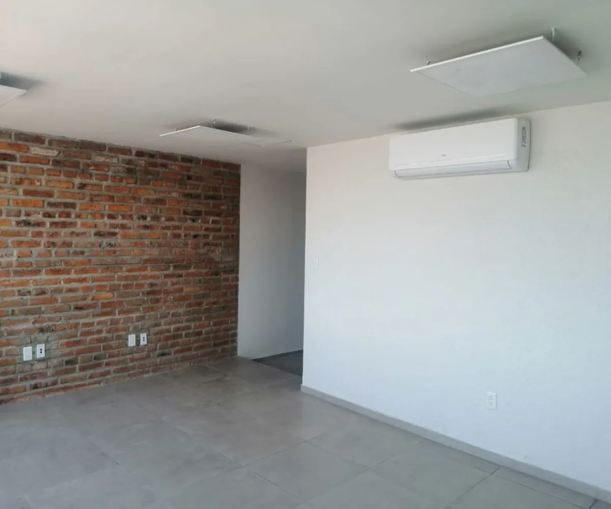 Oficina En Venta,Jardines de los Arcos,Lázaro Cárdenas 3422, Guadalajara, Jalisco 45040, 3 Habitaciones,Lázaro Cárdenas ,4,po3KxaK