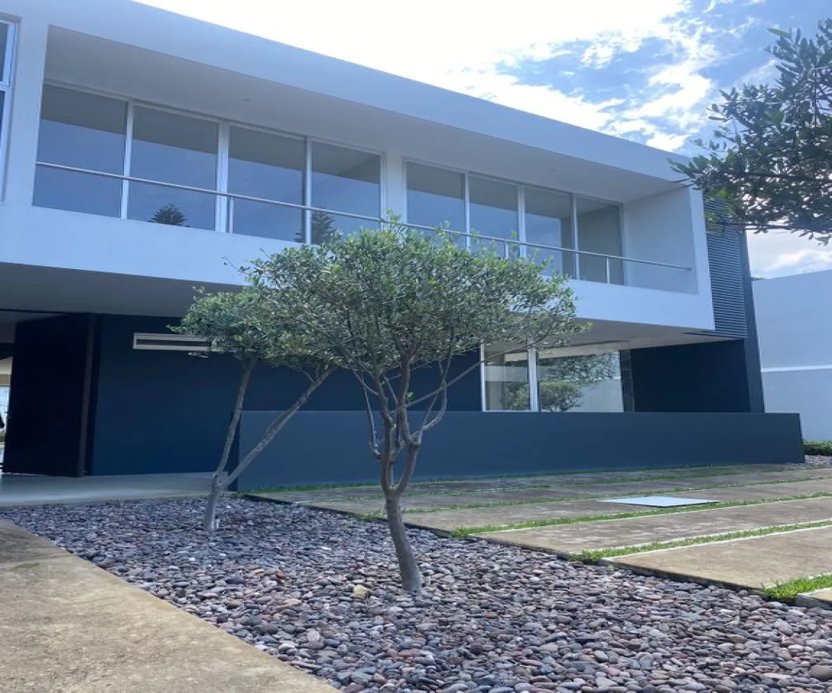 Casa En Venta,Bugambilias,Paseo de la Onza 118, Zapopan, Jalisco 45238, 4 Habitaciones,4 Baños,Paseo de la Onza,2,pic3nem