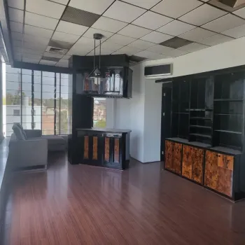 Oficina En Venta,San Luis,Av. Adolfo Lopez Mateos 315, Aguascalientes, Aguascalientes 20250,Av. Adolfo Lopez Mateos ,1,plls13J